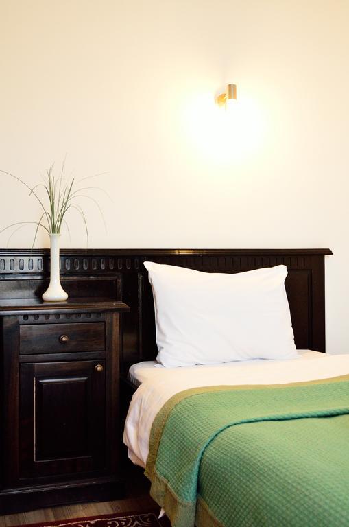 Hotel Belleville Ιάσιο Εξωτερικό φωτογραφία