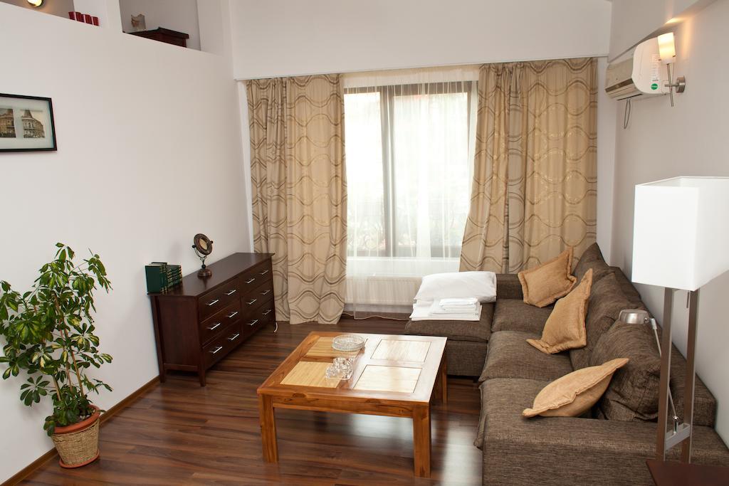 Hotel Belleville Ιάσιο Εξωτερικό φωτογραφία
