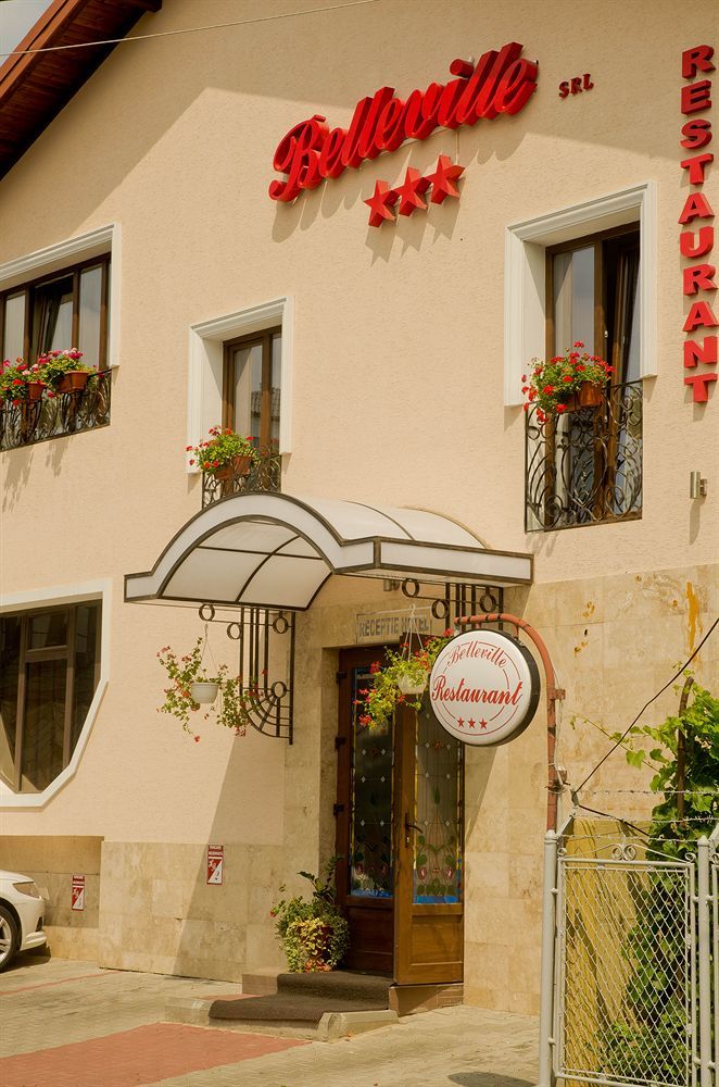 Hotel Belleville Ιάσιο Εξωτερικό φωτογραφία
