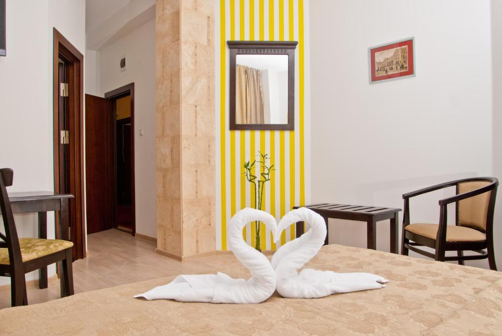 Hotel Belleville Ιάσιο Εξωτερικό φωτογραφία